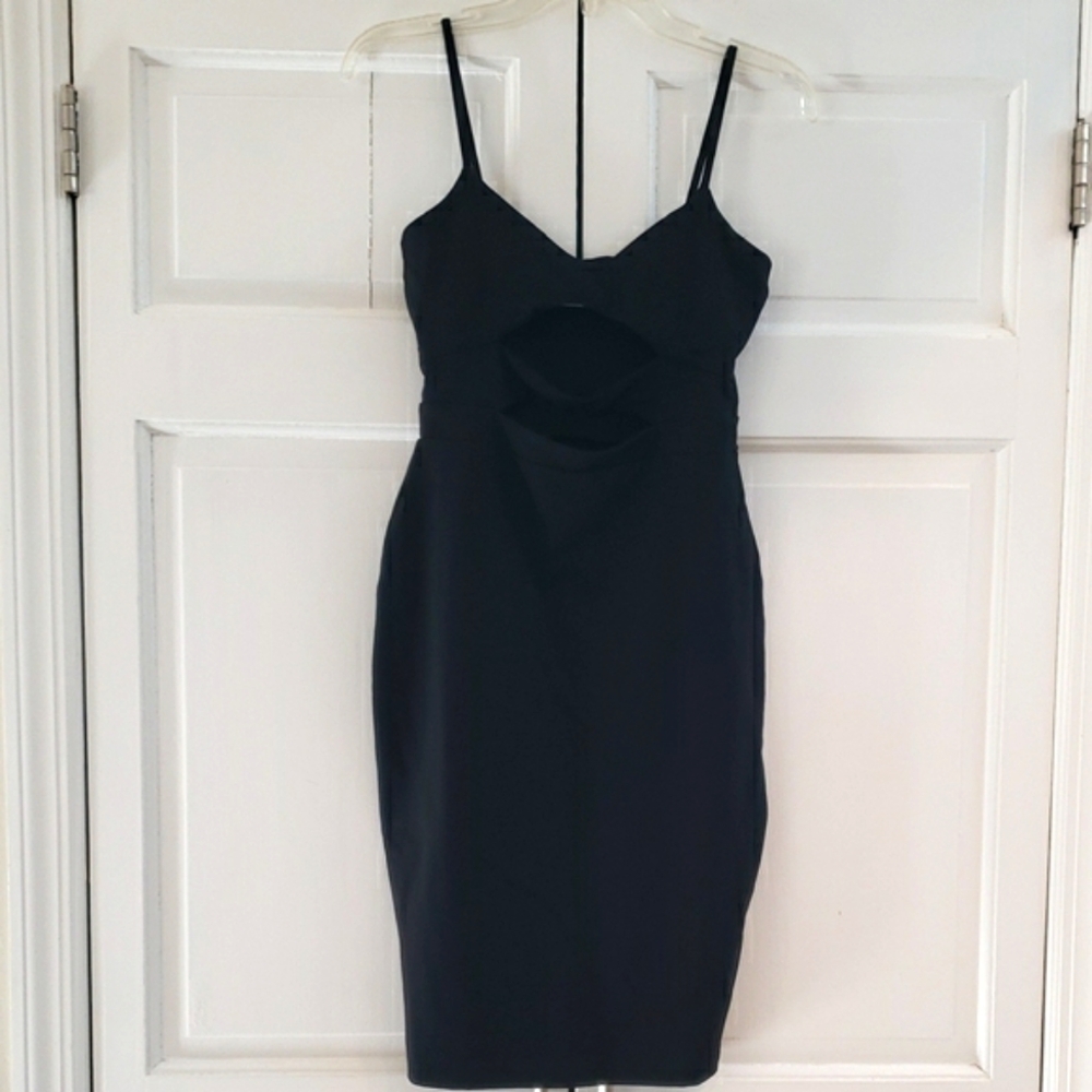 Elegant Black Dress by Susana Monaco